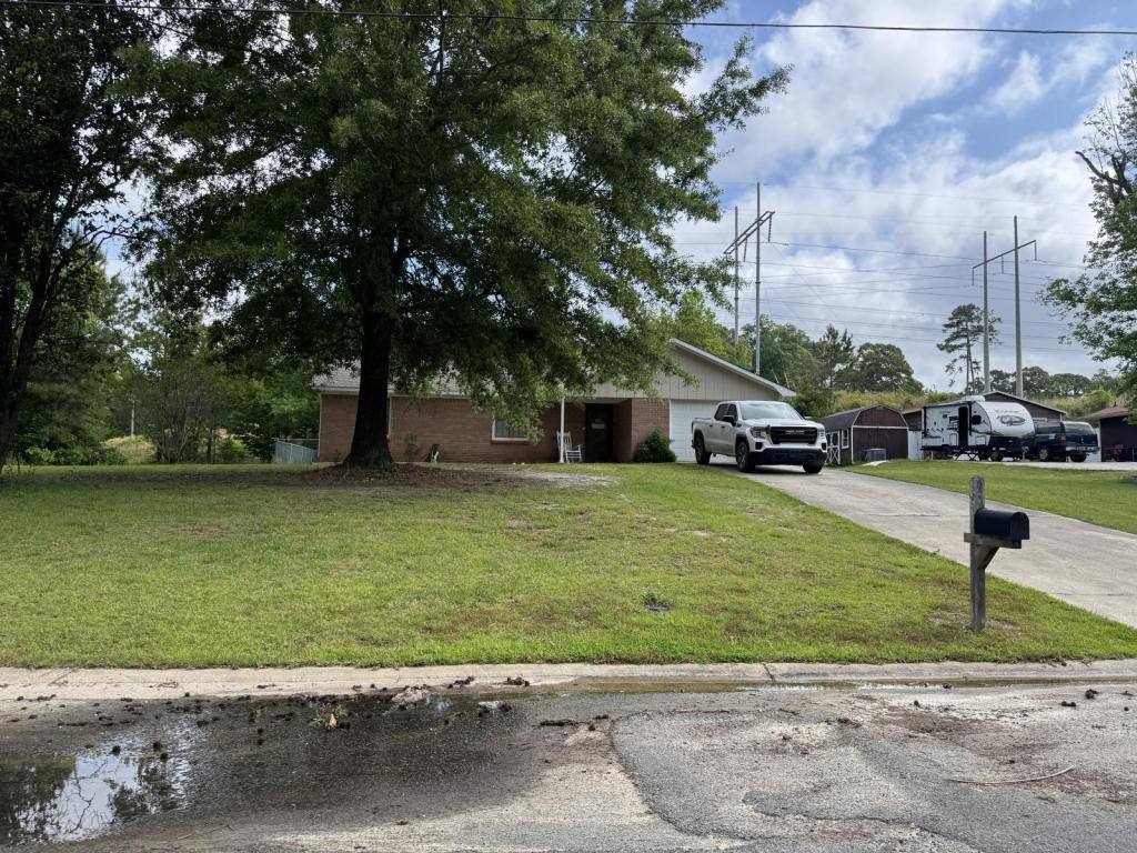 House for rent at 120 Springwood Dr, Warner Robins, GA 31088