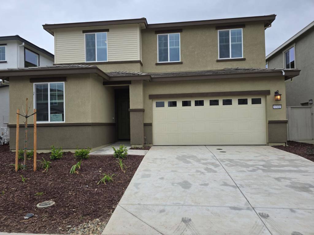 House for rent at 6041 Woodlands Lp, Roseville, CA 95747
