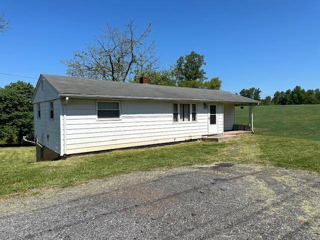 4068 Franklin St, Ferrum, VA 24088
