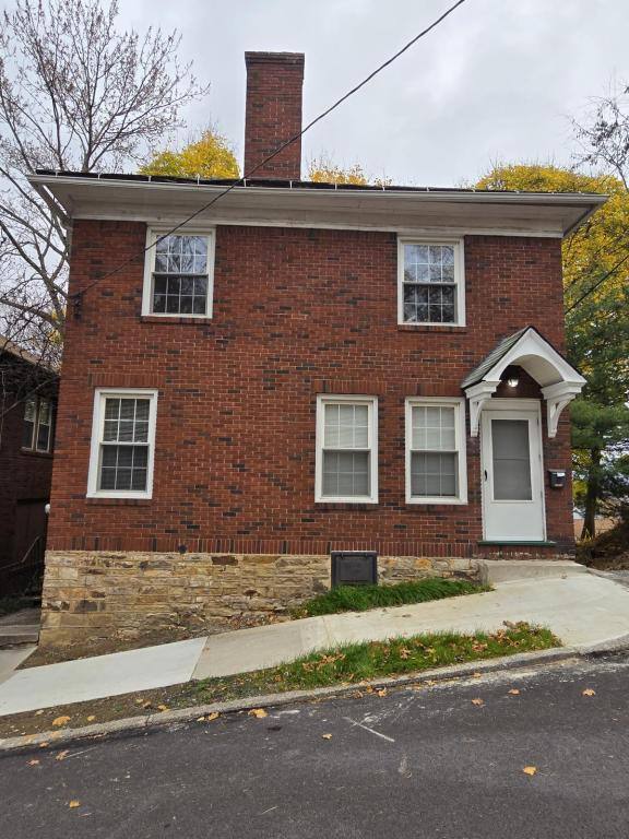 House for rent at 1910 12th St, Altoona, PA 16601