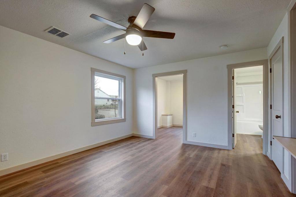 Apartment for rent at 745 S Jefferson Ave #4, Springfield, MO 65806