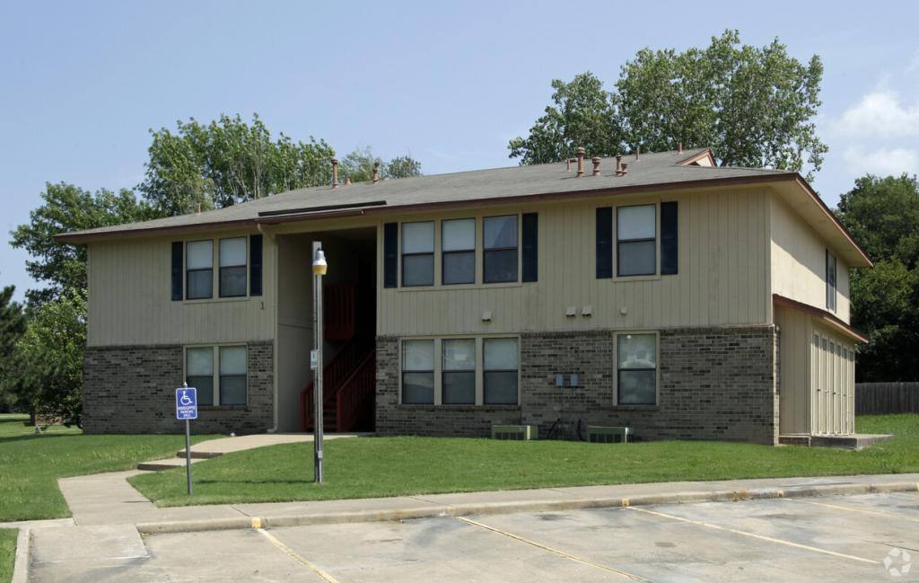 Apartment for rent at 14900 S Birch St #103 740, Glenpool, OK 74033