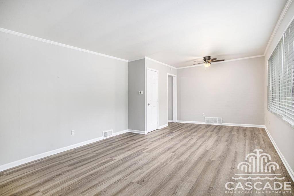 House for rent at 7662 Norwood St, Prairie Village, KS 66208