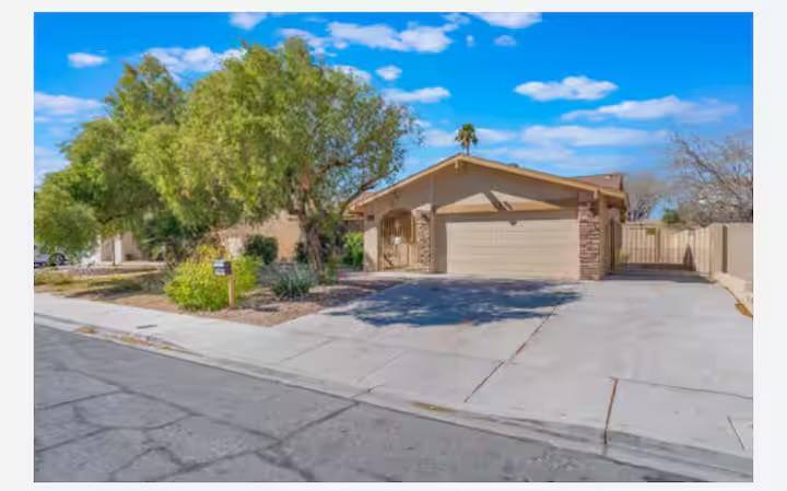 House for rent at 2608 Yardley St, Las Vegas, NV 89102