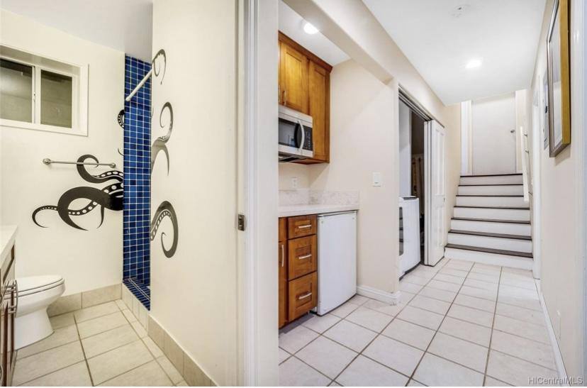 House for rent at 714 16th Ave #B, Honolulu, HI 96816