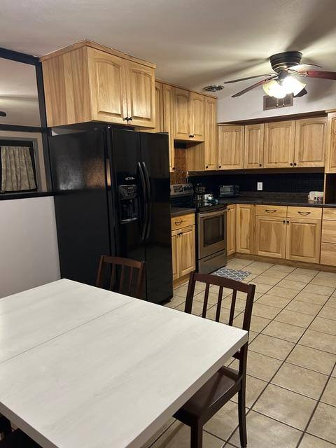 House for rent at 2009 Lynnwood Dr Lynwood, Farmington, NM 87401