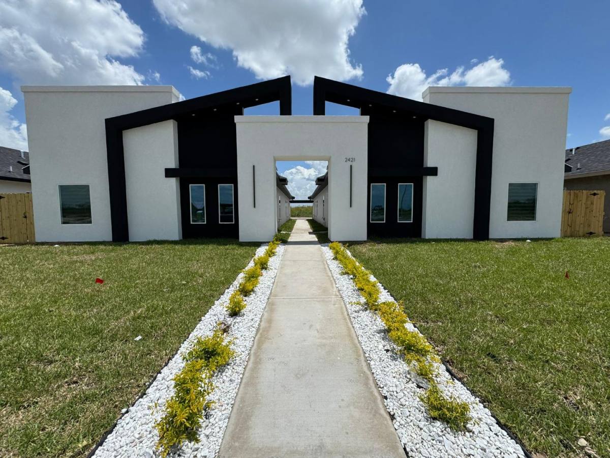 Apartment for rent at 2421 Indian Creek Ave #1, McAllen, TX 78504