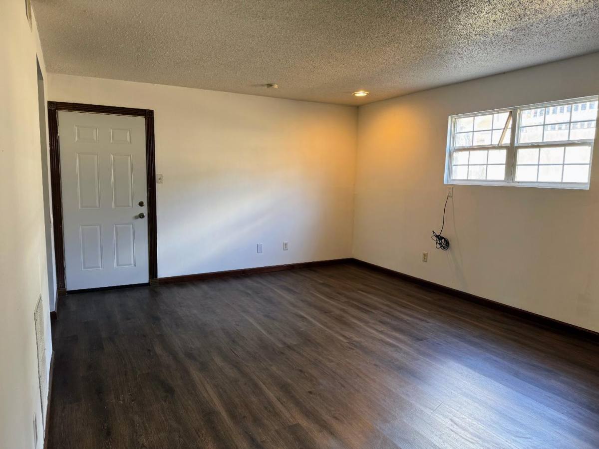 Apartment for rent at 2301 Southridge Dr #C, Jefferson City, MO 65109