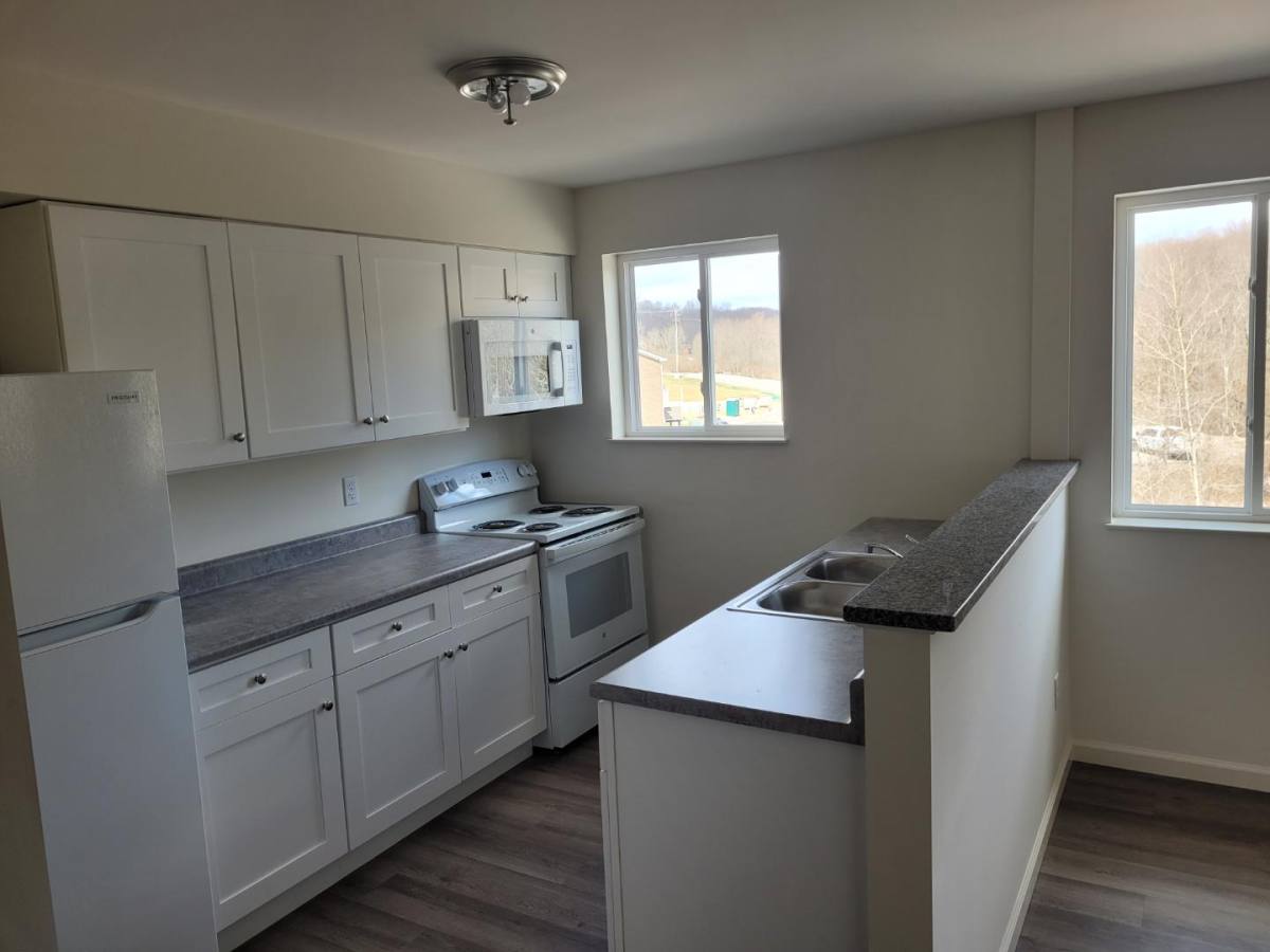 Apartment for rent at 60 Hampshire Lane #58, Gibsonia, PA 15044