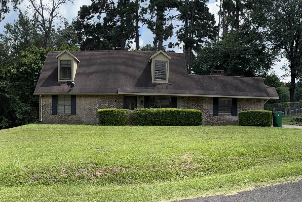House for rent at 135 Longhorn Dr, Palestine, TX 75801