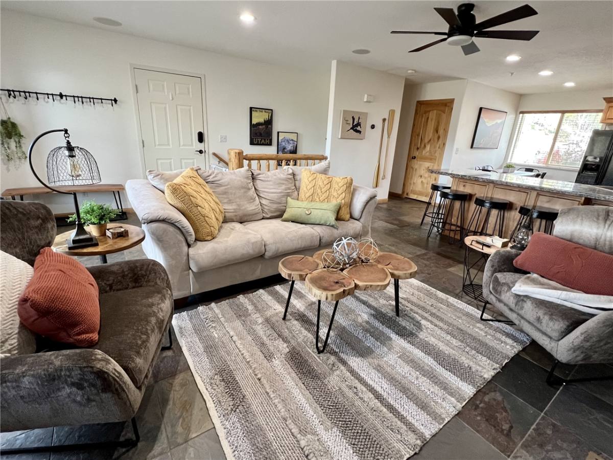 Condo for rent at 3537 N Fox Run #707, Eden, UT 84310