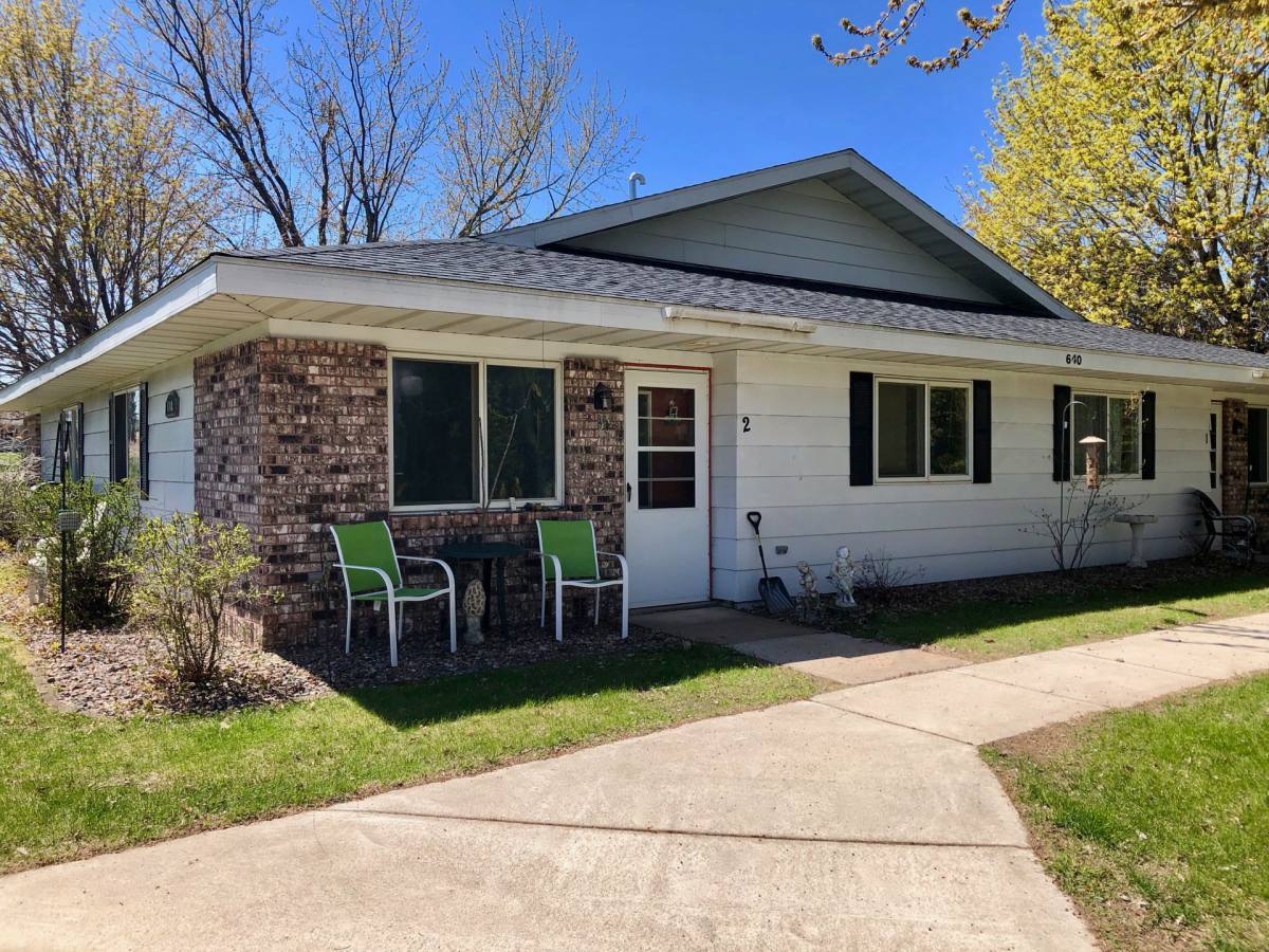 Apartment for rent at 560 Valley Dr, Barron, WI 54812