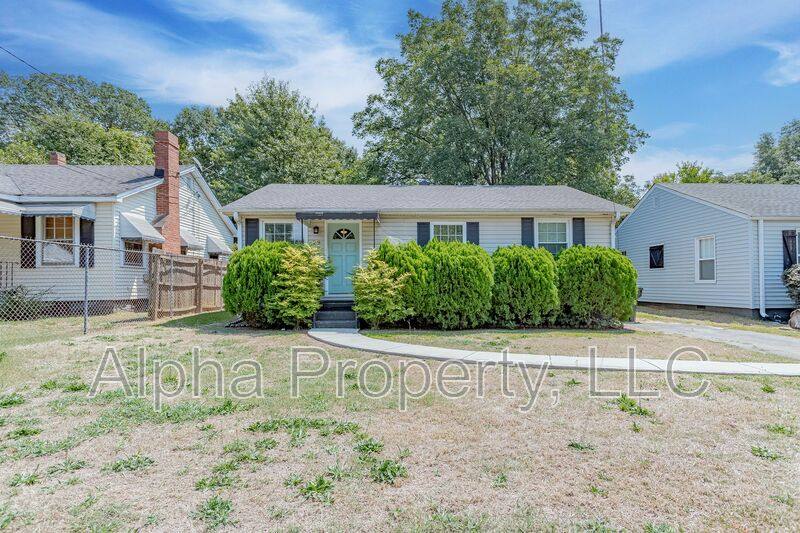 House for rent at 29 Cumberland Ave, Greenville, SC 29607
