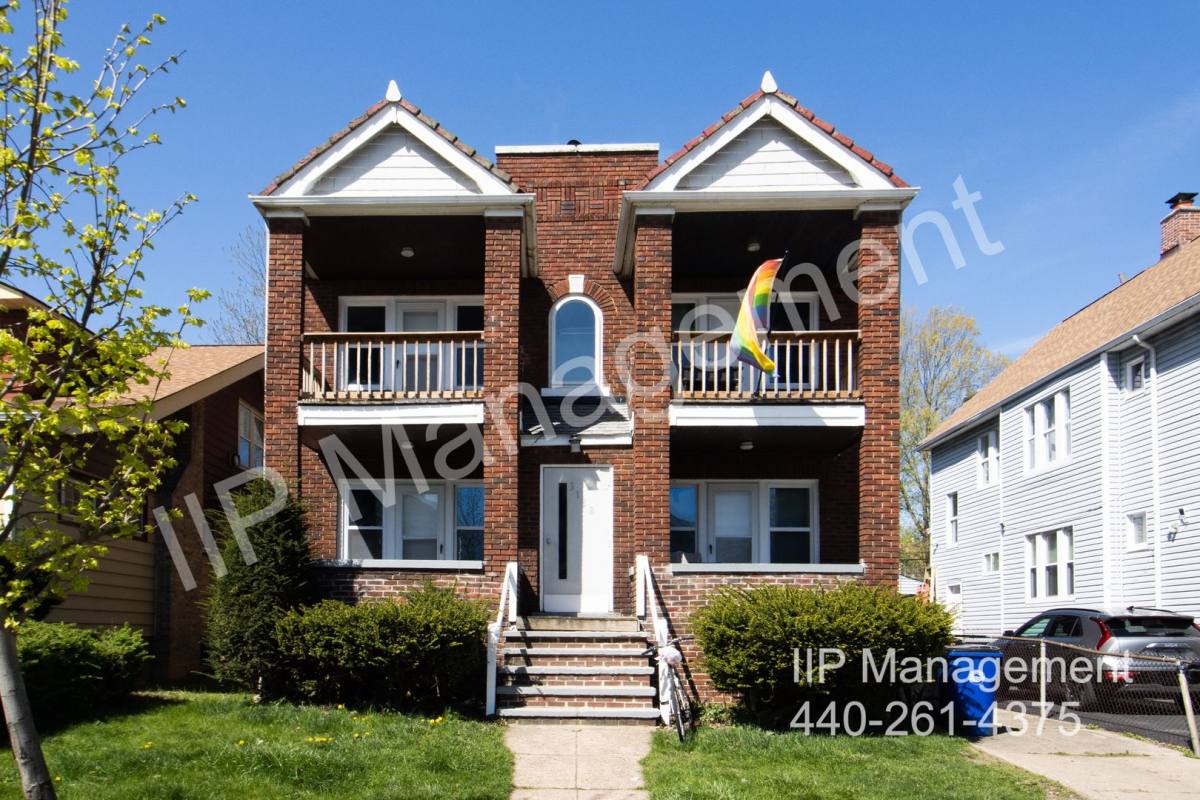 Apartment for rent at 3188 W 111th St, Cleveland, OH 44111