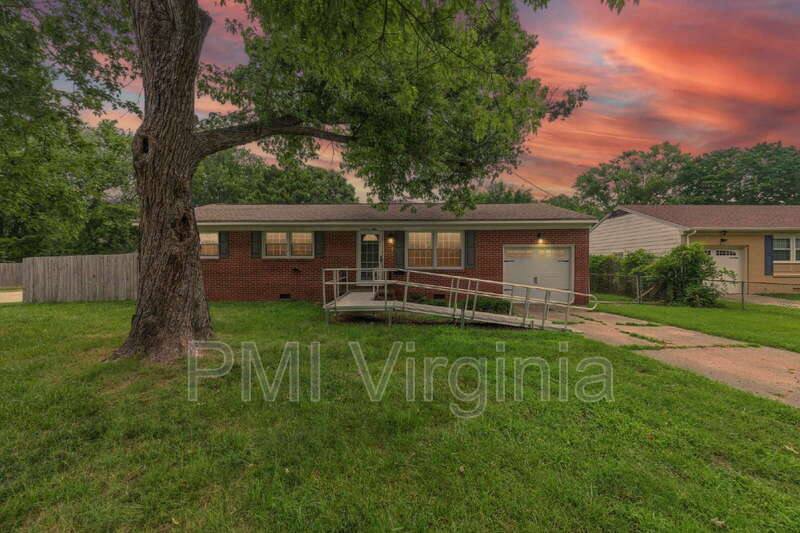 House for rent at 52 Wimbledon Terrace, Hampton, VA 23666