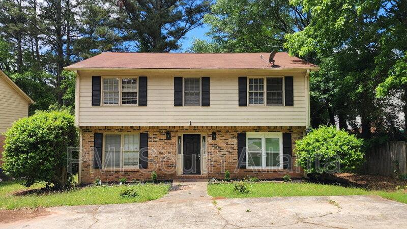 Apartment for rent at 834 Ridge Ave, Stone Mountain, GA 30083
