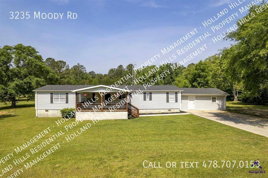House for rent at 3235 Moody Rd, Bonaire, GA 31005