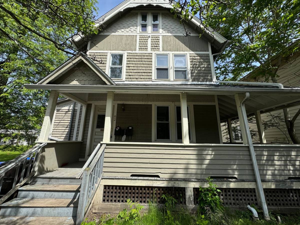 Apartment for rent at 62 Grand St, Middletown, CT 06457