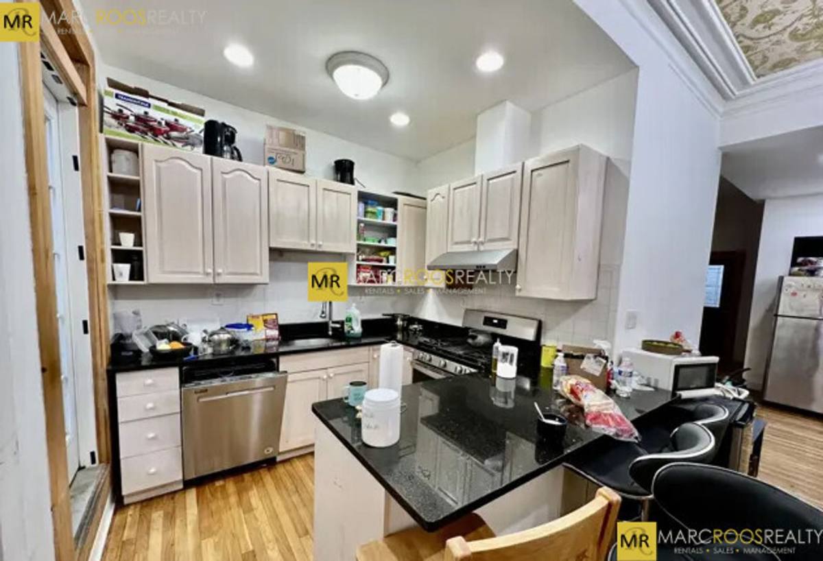 Apartment for rent at 23 Highland Park #20, Roxbury, MA 02119