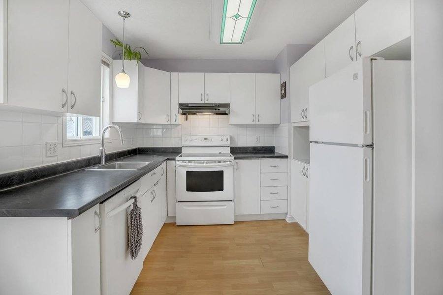Apartment for rent at 8030 Broadway St, San Antonio, TX 78209