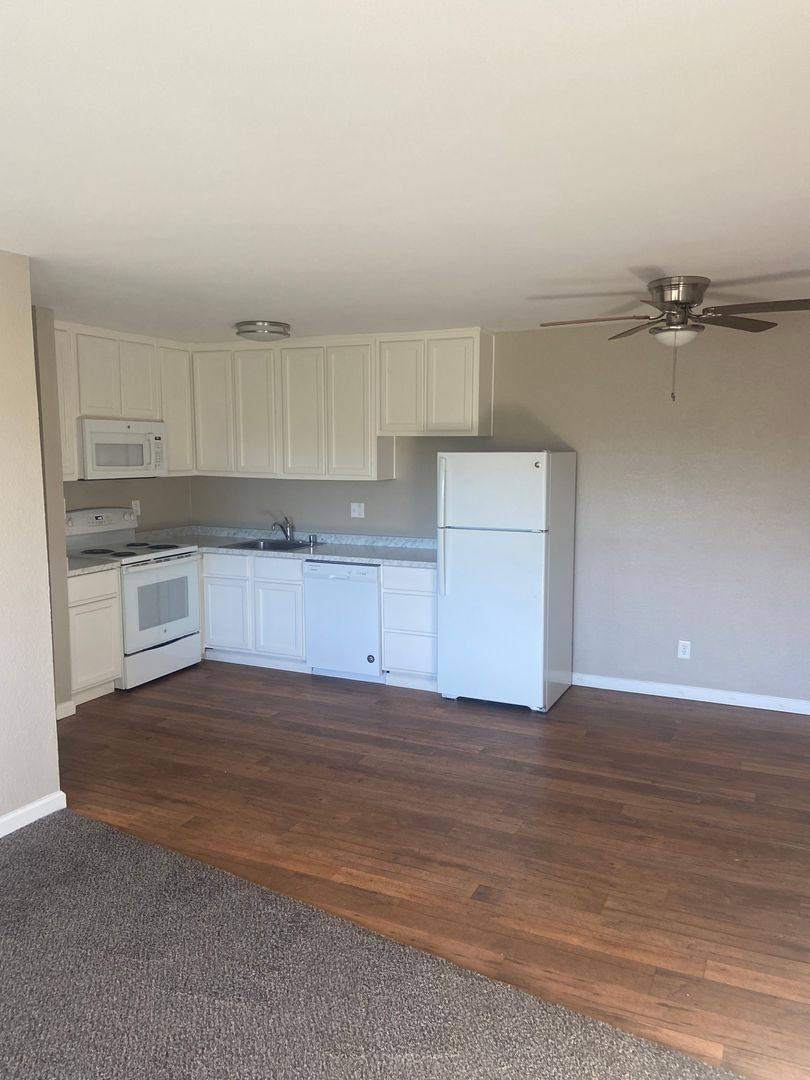 Apartment for rent at 2080 W La Loma Dr, Rancho Cordova, CA 95670