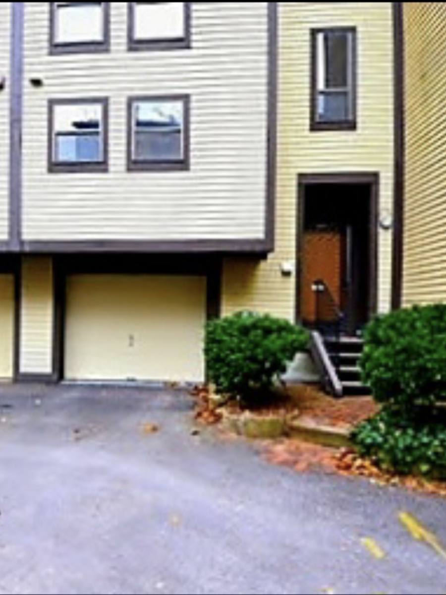 Apartment for rent at 36 Irving #7, Cambridge, MA 02138