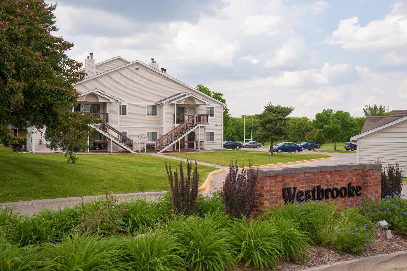 Apartment for rent at 4001 EP True Parkway, West Des Moines, IA 50265