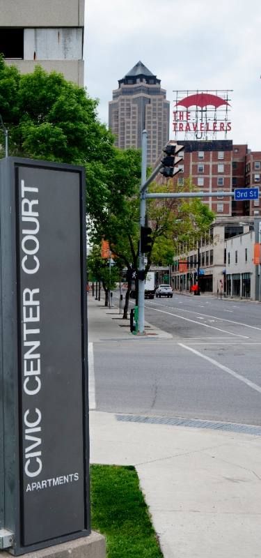 Apartment for rent at 200 Grand Ave, Des Moines, IA 50309