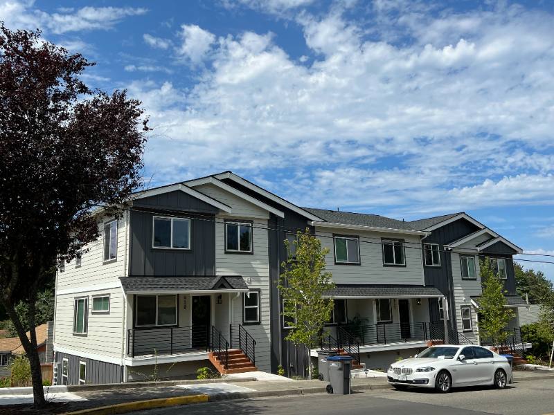 Apartment for rent at 420 Mitchell Ave, Port Orchard, WA 98366