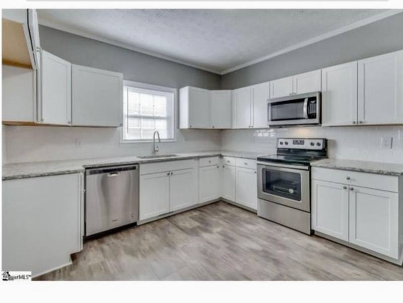 House for rent at 4 Kilgore St, Greenville, SC 29611