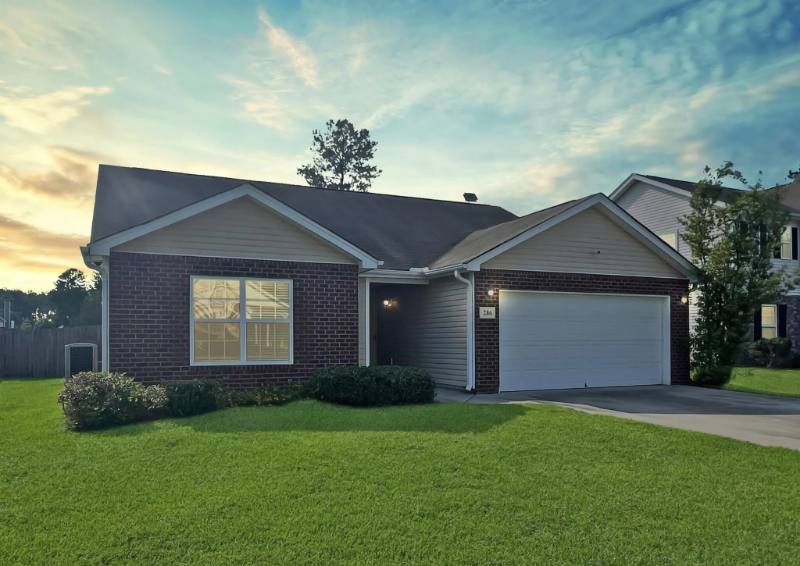 House for rent at 286 Westbrooke Rd, Summerville, SC 29486