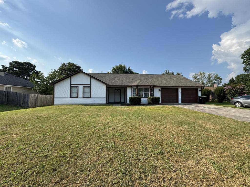 House for rent at 111 NE Dr, Warner Robins, GA 31093