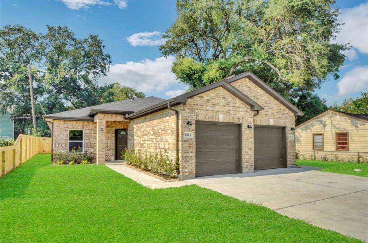 House for rent at 4118 Mallow St, Houston, TX 77051
