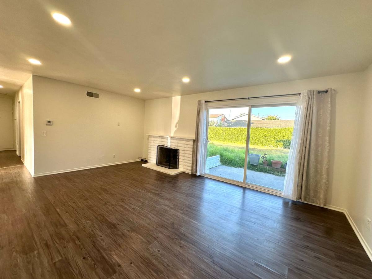 Apartment for rent at 17122 Santa Lucia St, Fountain Valley, CA 92708
