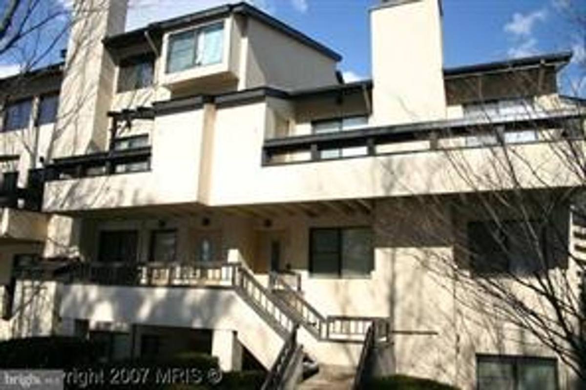 Apartment for rent at 9765 Hellingly Place, Montgomery Village, MD 20886