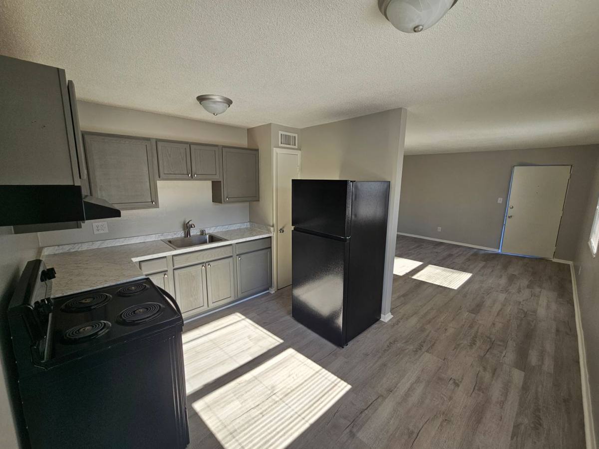 Apartment for rent at 3305 Tazewell Pike, Knoxville, TN 37918
