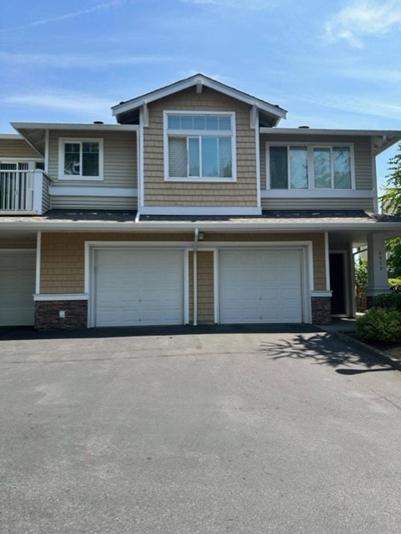 Condo for rent at 4020 S 212th Court, Seattle, WA 98198