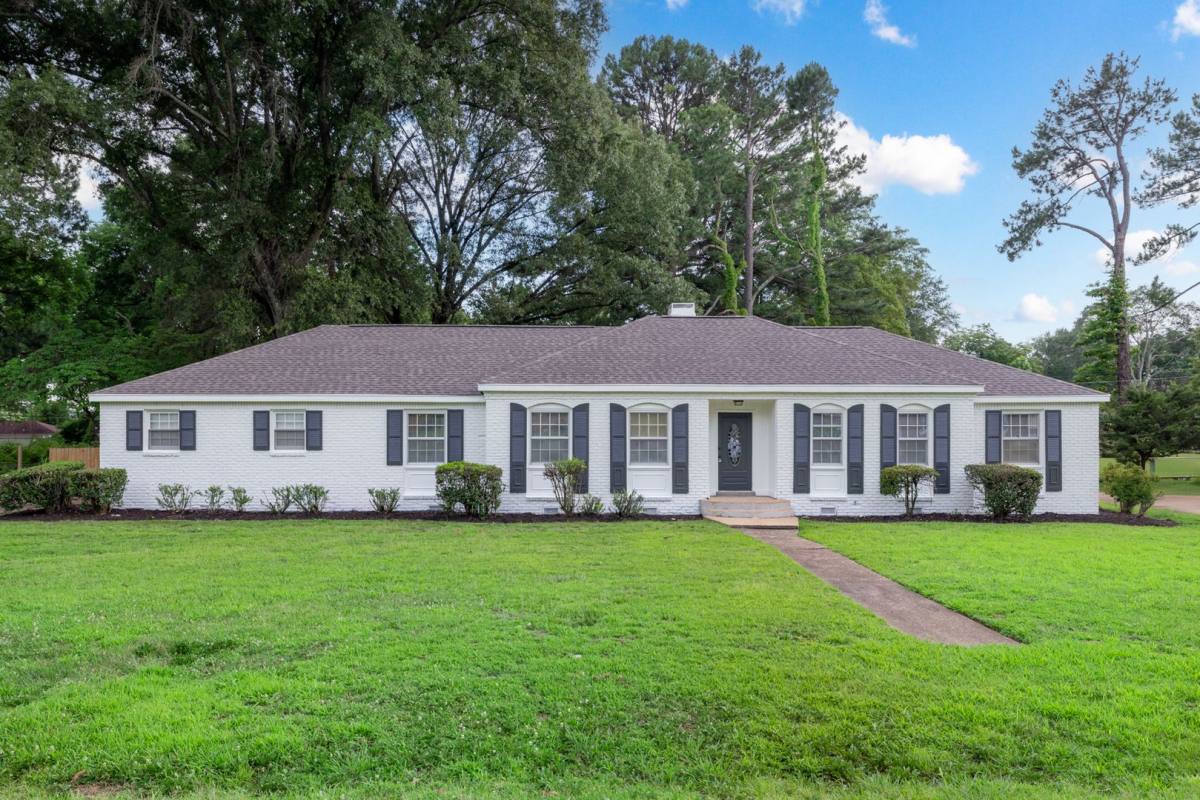 House for rent at 1653 Janis Dr, Memphis, TN 38116