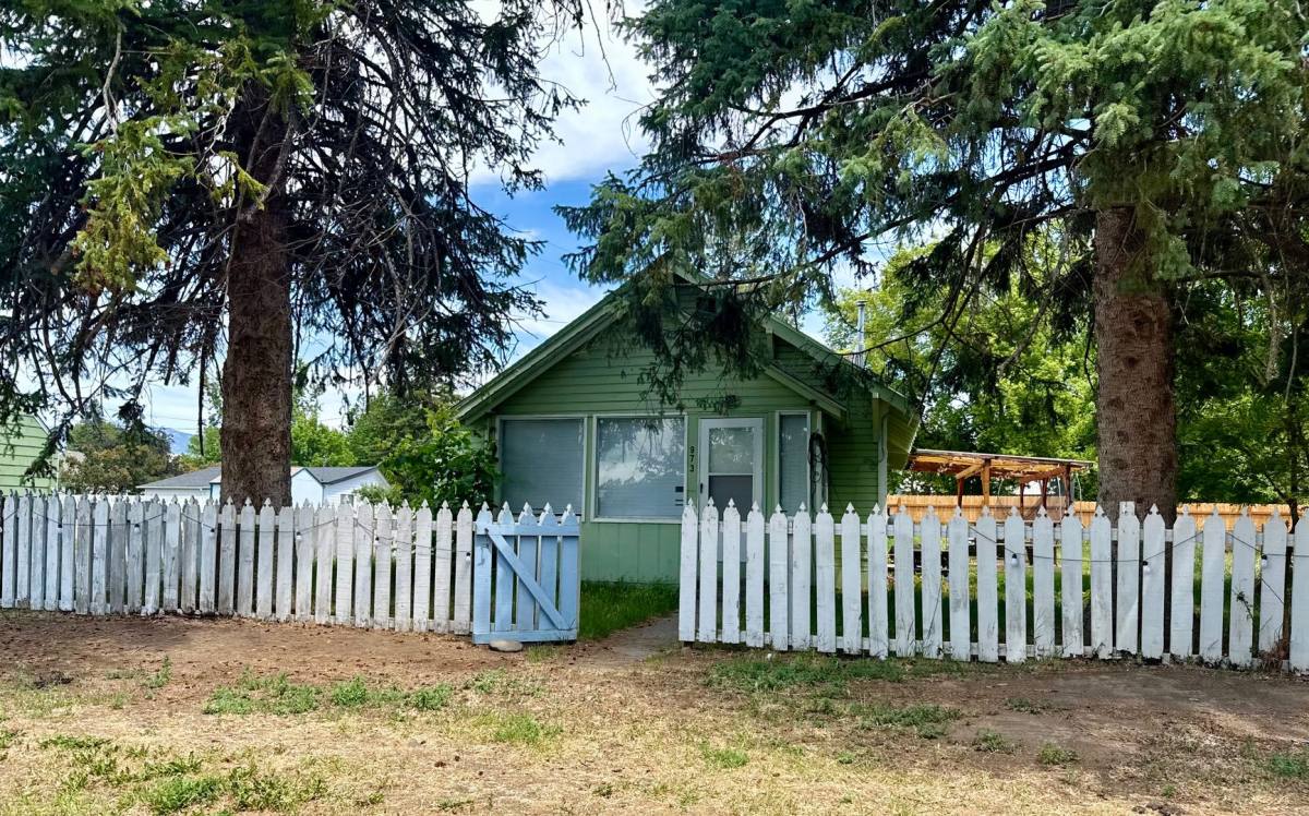 House for rent at 973 N College, Union, OR 97883