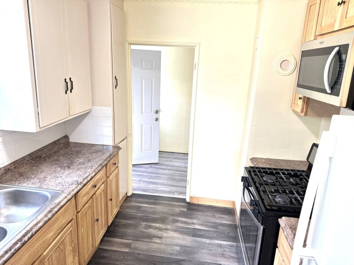 House for rent at 8120 Idlewood, Oakland, CA 94605