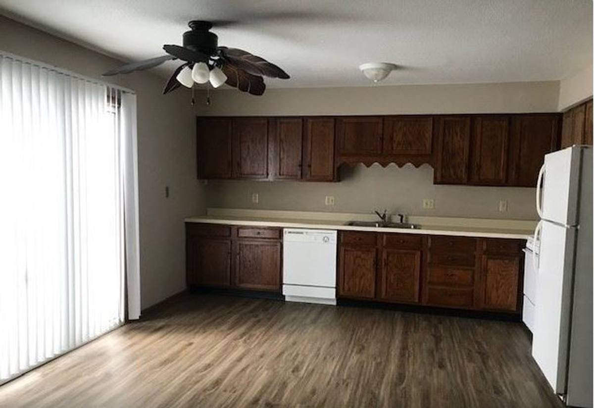 Apartment for rent at 300-412 W Charter Dr, Muncie, IN 47303