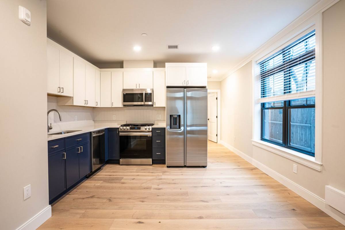 Apartment for rent at 157 Everett St #102, East Boston, MA 02128