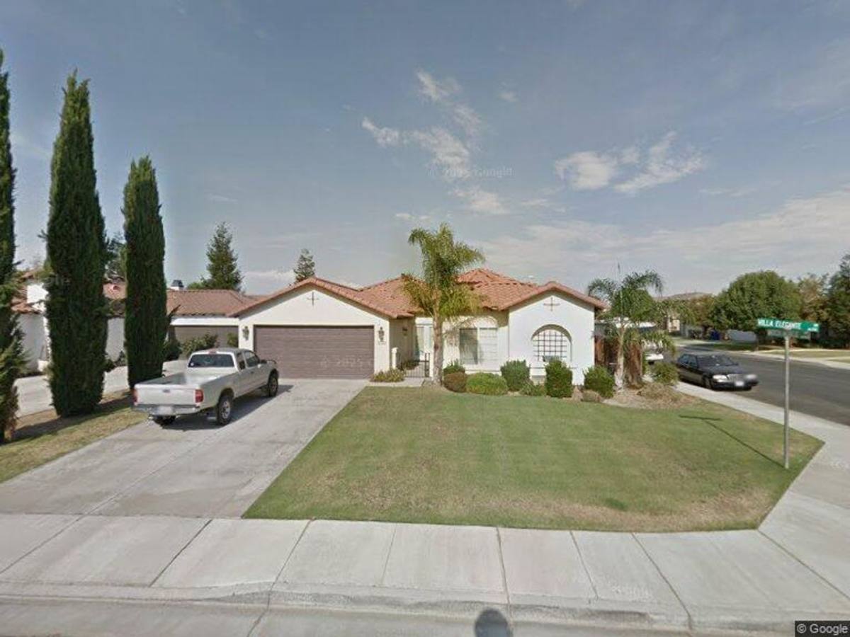 House for rent at 200 Villa Elegante Dr, Bakersfield, CA 93314