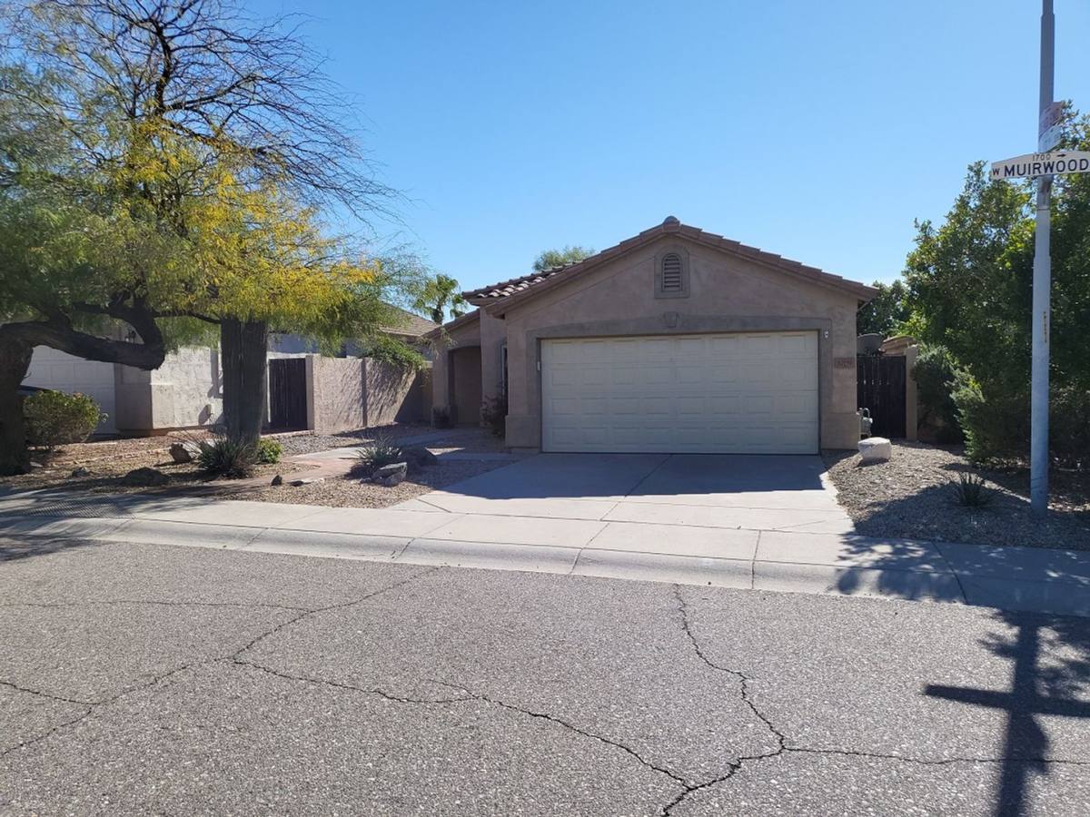 House for rent at 1709 W Muirwood Dr, Phoenix, AZ 85045