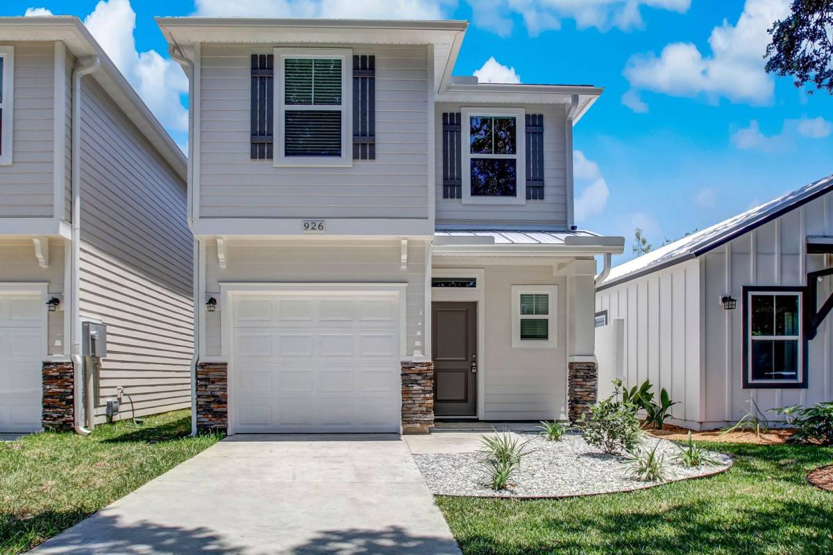 House for rent at 926 S 7th St, Fernandina Beach, FL 32034