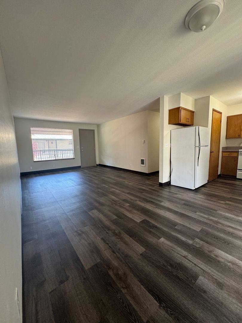 Apartment for rent at 11 Hall Ave, Yakima, WA 98902