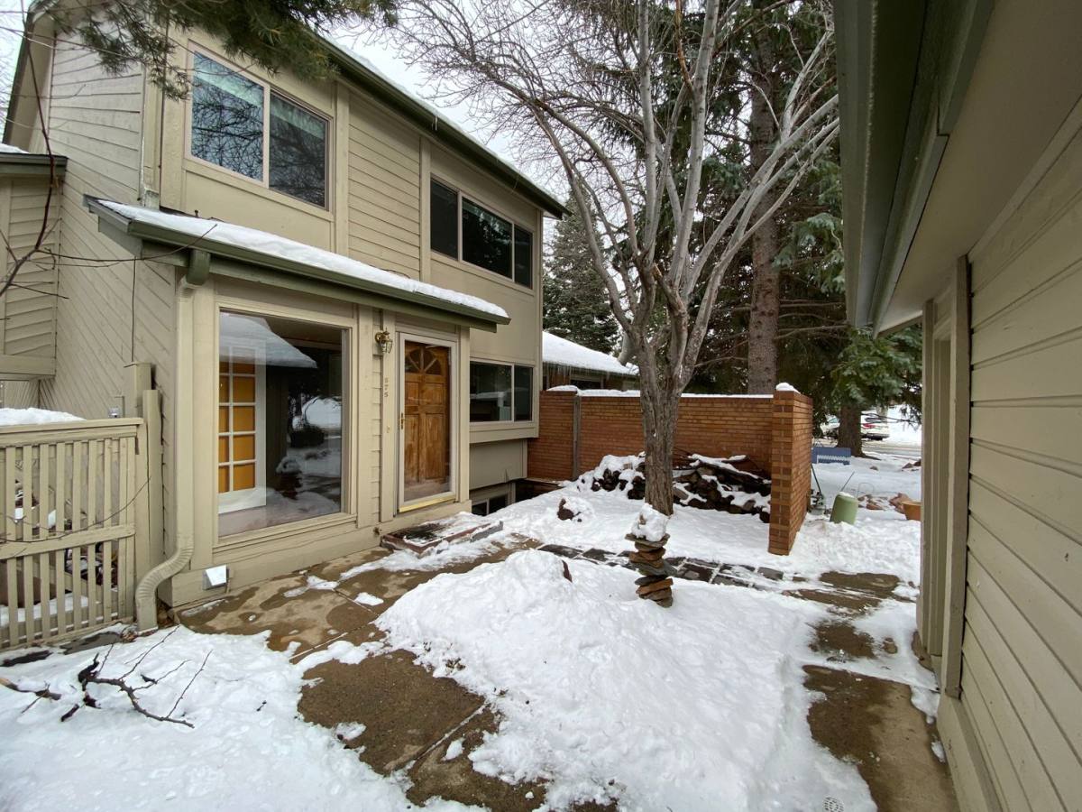 Townhouse for rent at 675 Poplar Ave, Boulder, CO 80304