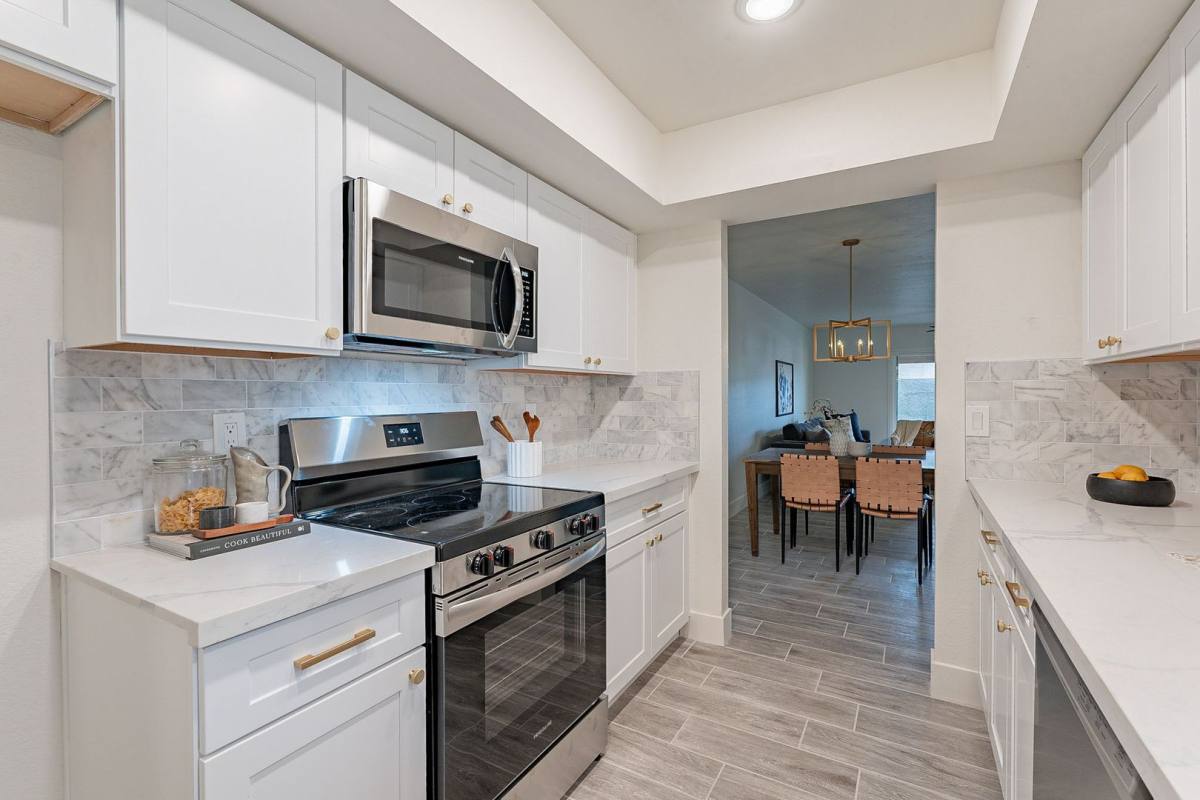 Townhouse for rent at 13316 N 26th Dr, Phoenix, AZ 85029