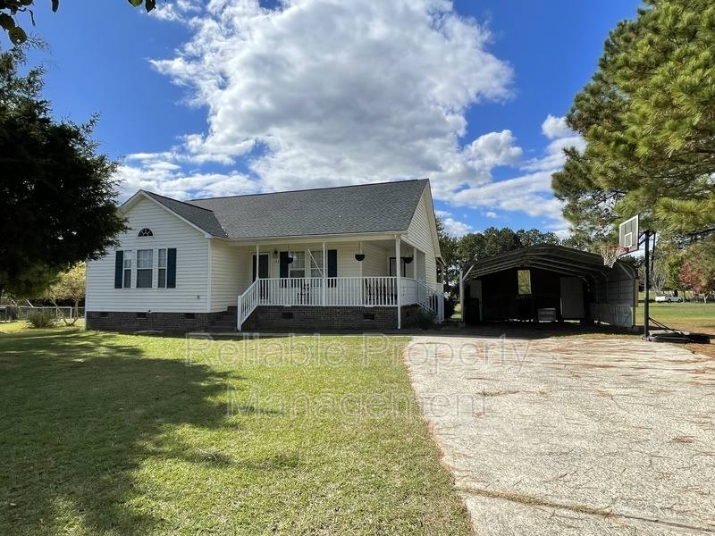 House for rent at 108 Patricia Dr, Smithfield, NC 27577