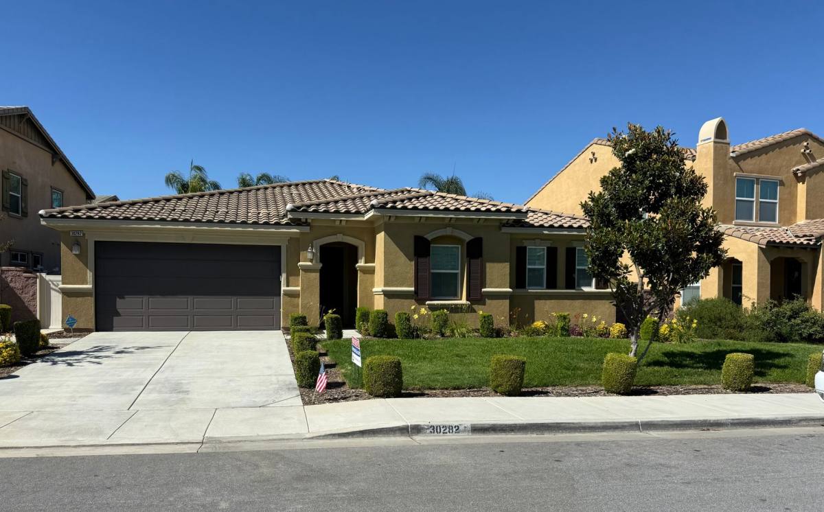 House for rent at 30282 Powderhorn Lane, Murrieta, CA 92563